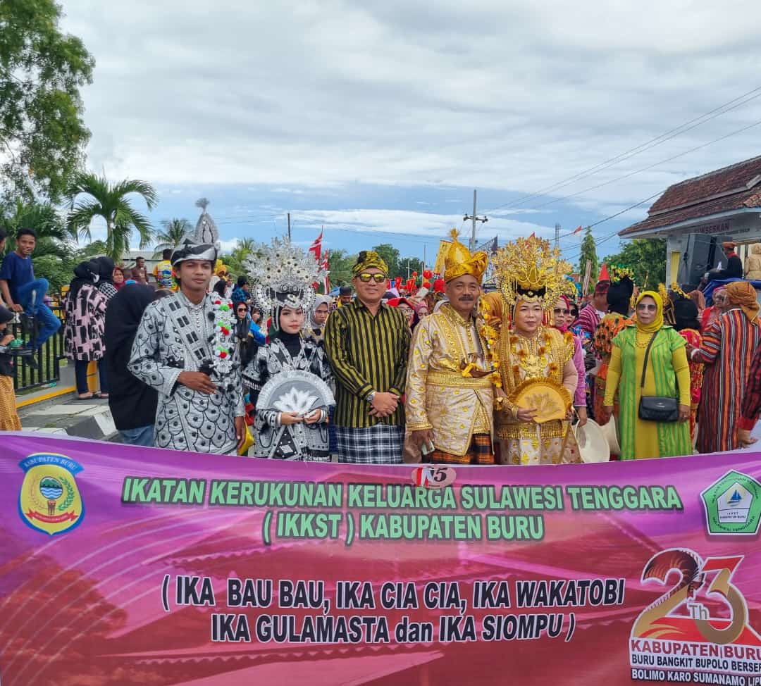 IKKST Buru Ramaikan Karnaval Bupolo dengan Tarian Kalegoa dan Silat ...